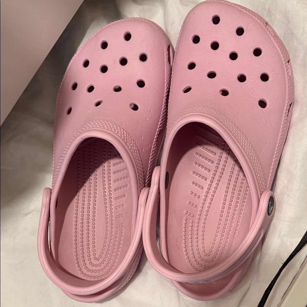 Adult 7/9 Crocs